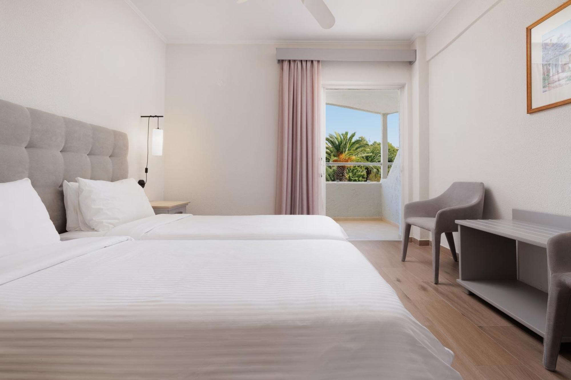 Nafsika Hotel - Adults Only Dassia  Extérieur photo